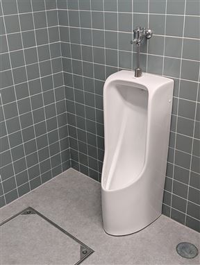 男子小便器